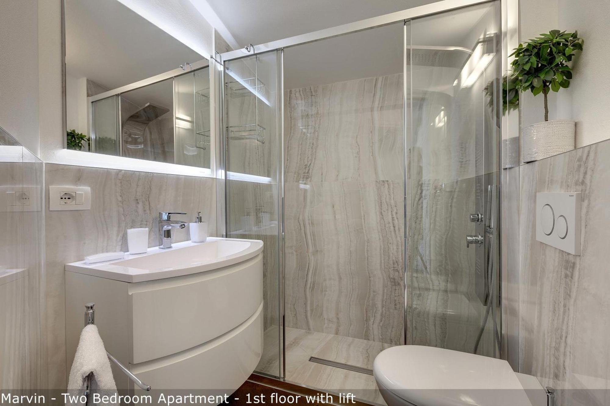 Bonnie - Clyde - Marvin Apartments By Mamo Florence Room photo