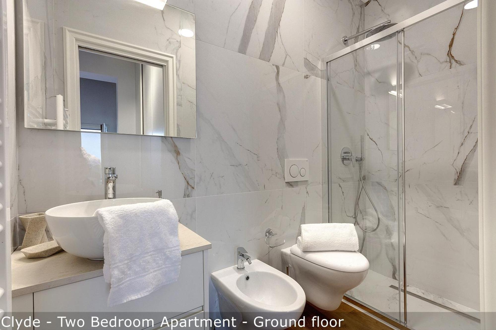 Bonnie - Clyde - Marvin Apartments By Mamo Florence Room photo
